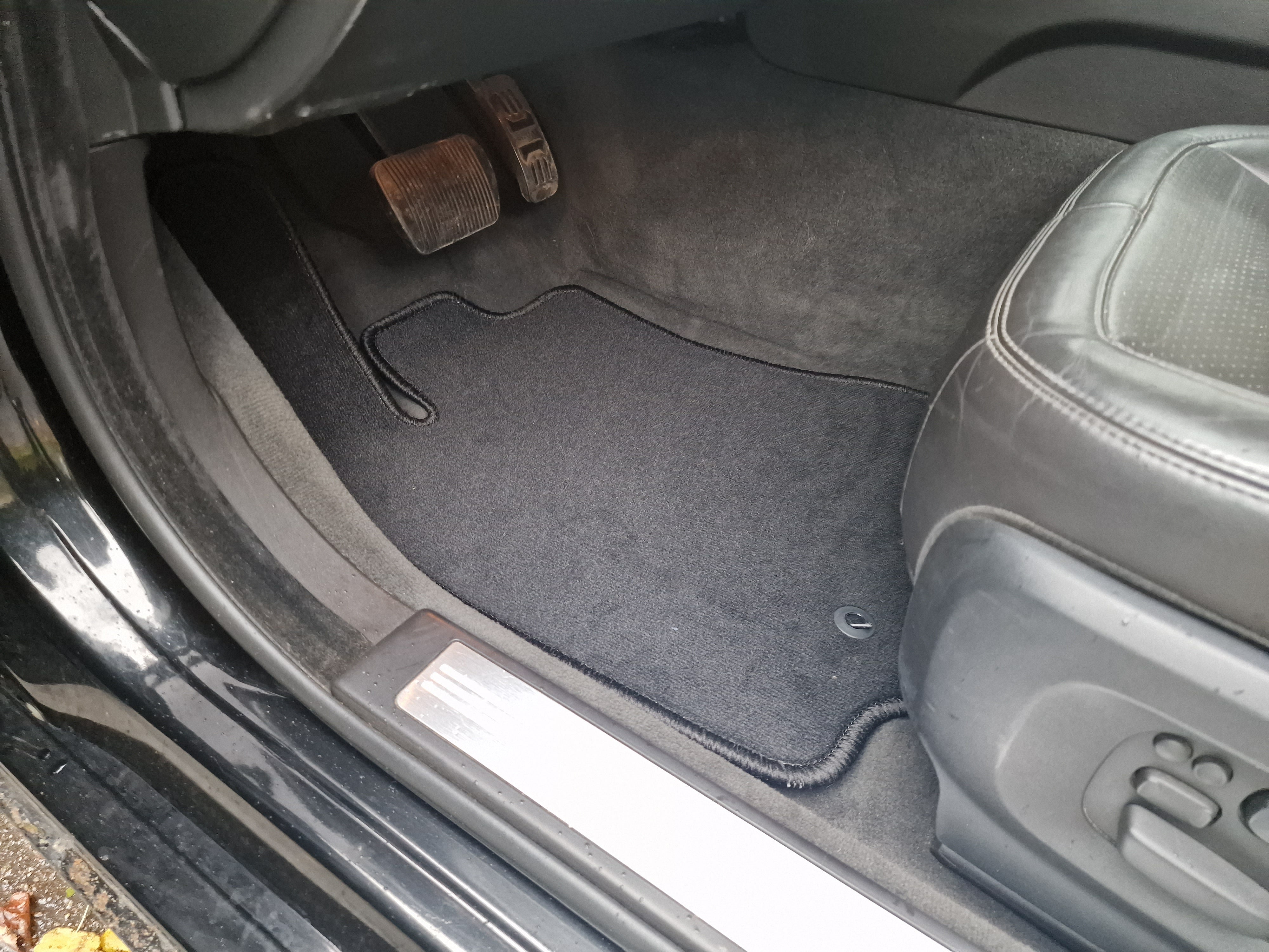 Tailored velour car mats for Jaguar XF X250 (2007-2015)